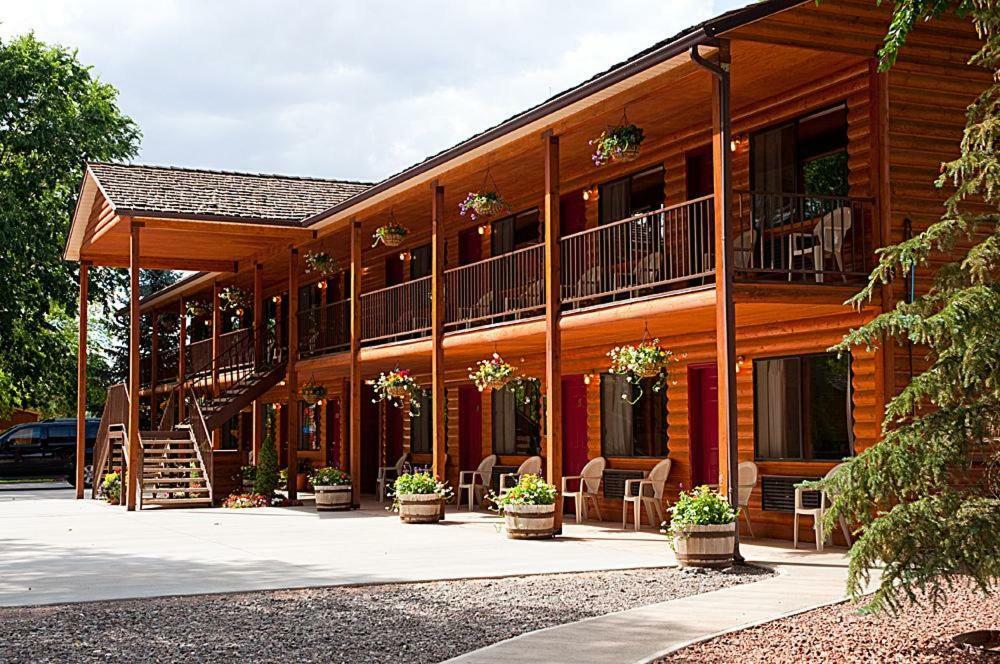 Austin'S Chuckwagon Motel Torrey Extérieur photo